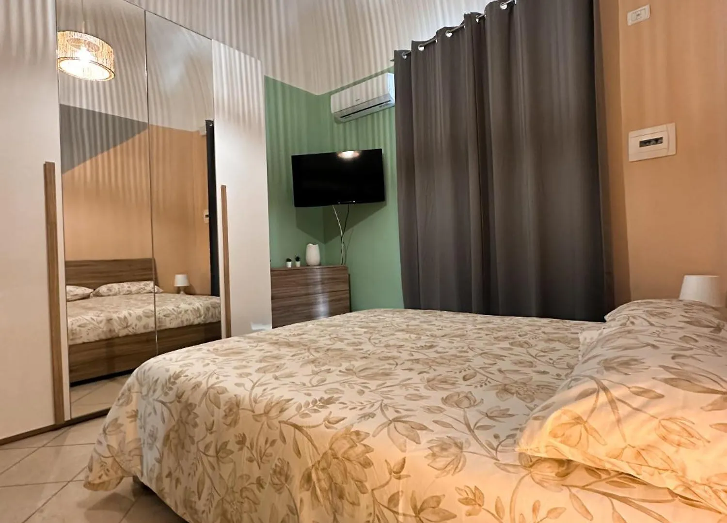 Ferienwohnung Alkimia House Catania Italien